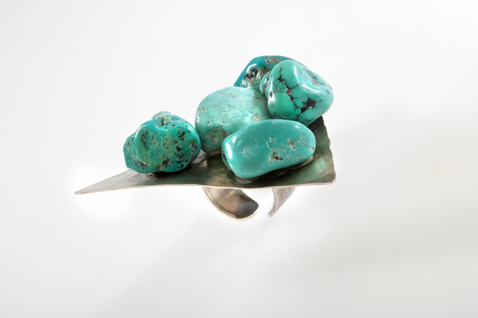Anello in argento con turchesi