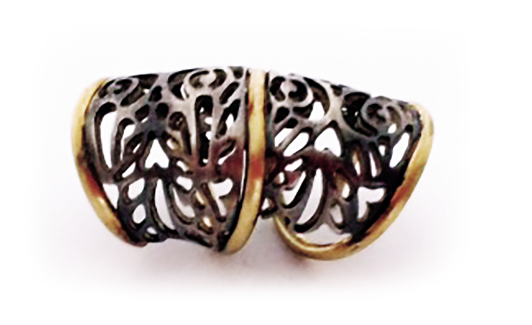 Anello in oro con argento brunito